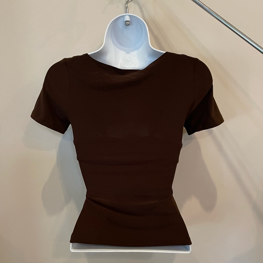Brown short sleeve shirt with jewels - Picture 3 of 4